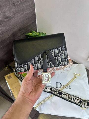 DIOR_Medium_Saddle_Premium_Bag_with_Box_1027