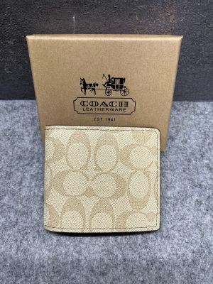 Coach_Signature_Canvas_Billfold_Wallet_With_OG_Box_Apricot_60223