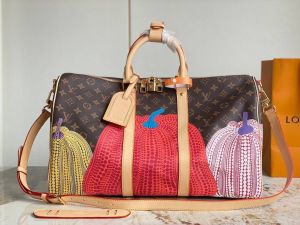 Louis_Vuitton_Keepall_Duffle_Bandouliere_Bag_Yayoi_Kusama_Pumpkins_Monogram_Canvas_45_(2023_13)