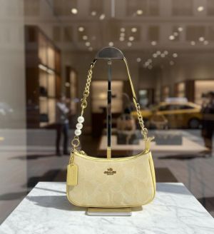 Coach_Teri_Shoulder_Bag_Signature_Canvas_Powder_Yellow_Color_With_OG_Box_Dust_&_Cover_M58518