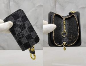 Louis_Vuitton_Lv_Keychain Premium Quality Black Style
