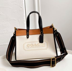 Coach_Field_30_Tote_Bag_With_OG_&_Dust_Bag_&_Shoulder_Strap_25677