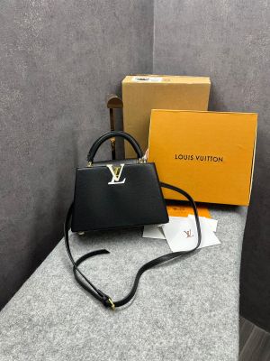 Louis_Vuitton_Capucines_Medium_Black_OG_Double_Box_With_Dust_Bag_968157-8