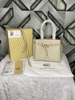 Michael_Kors Signature Emilia White Shoulder Bag With Premium Box Packaging & Accessories (8611)
