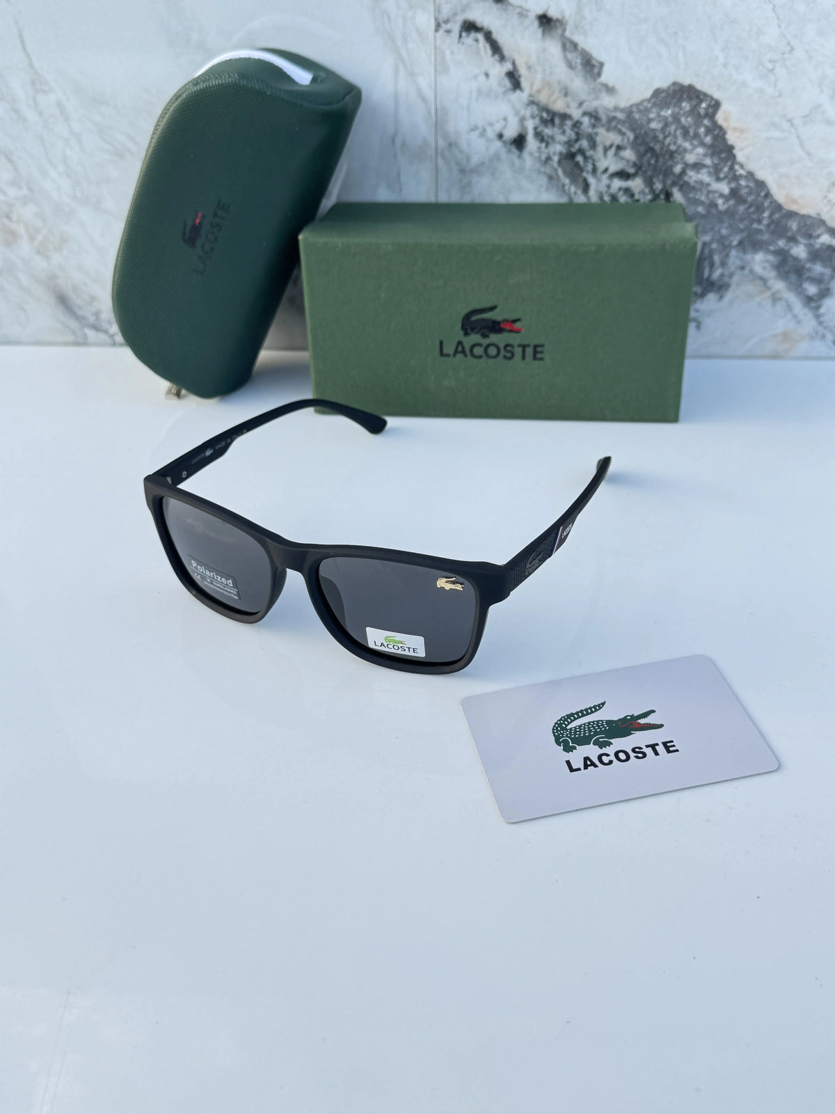 Lacoste_69071_matt_black