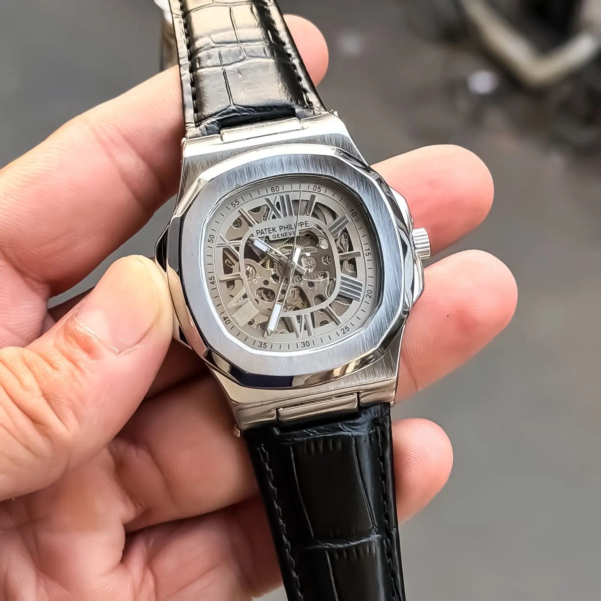 PATEK_AUTO_SILVER-GREY