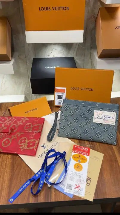 Lou-is Vuitton Pochette To-Go Monogram Washed Denim Canvas Clutch Bags Blue With OG Box  Dust Bag Tags Card Bill