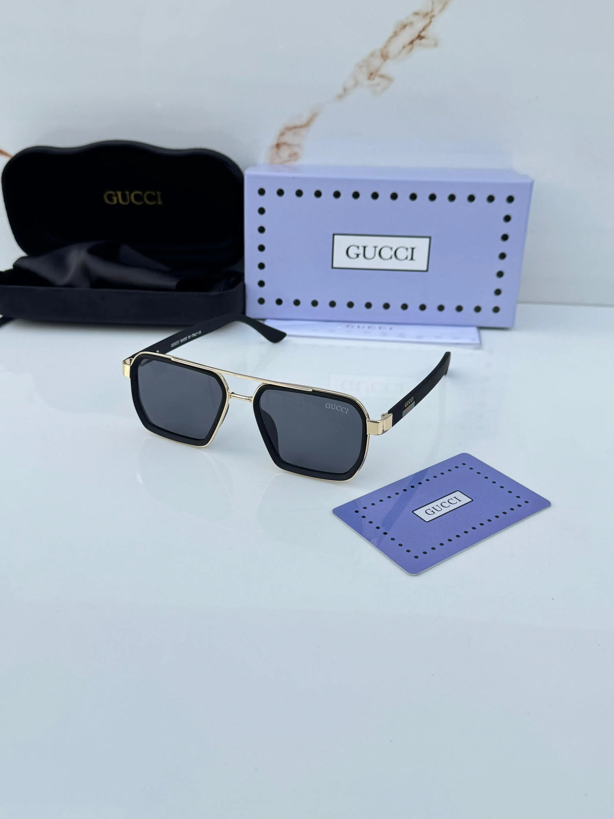 Gucci_963_gold_black