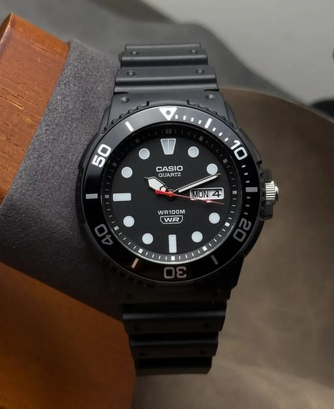 Casio MRW-230H Analog Black