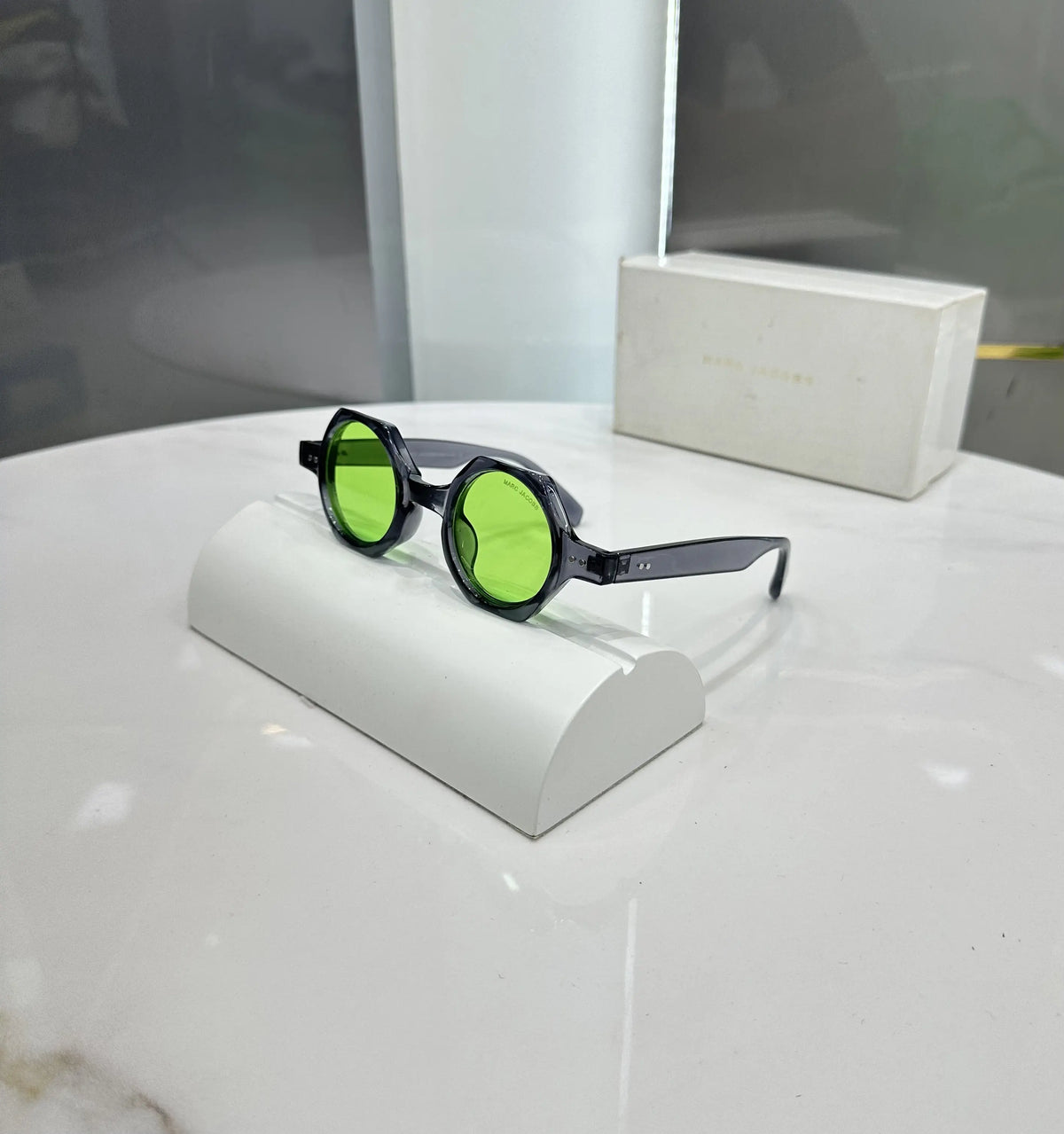 Marc Jacob s Grey Green Premium Shades 3719