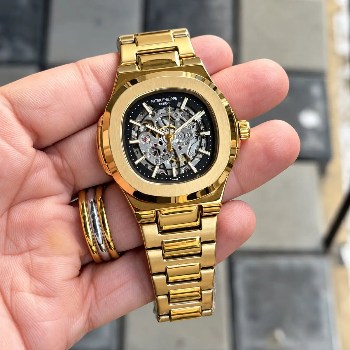 PATEK_PHILIPPE_GOLD_BLACK