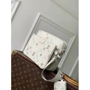 Louiiss_Vuittion Trio Messenger Monogram Shadow calfskin leather